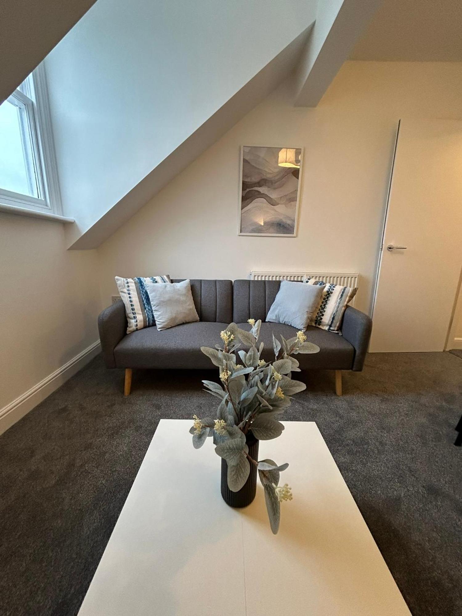 Brand New Modern Apartments Steps From Gloucester Quays Exterior foto