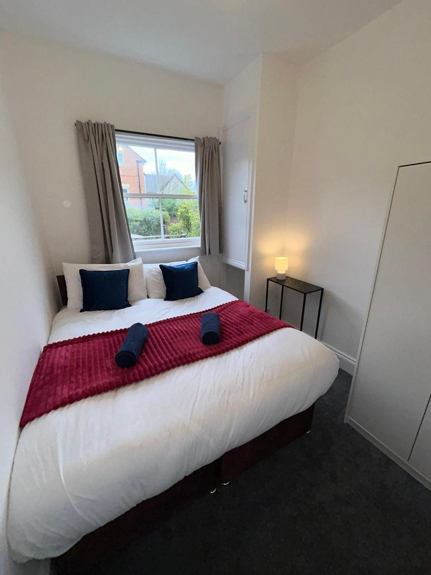 Brand New Modern Apartments Steps From Gloucester Quays Exterior foto