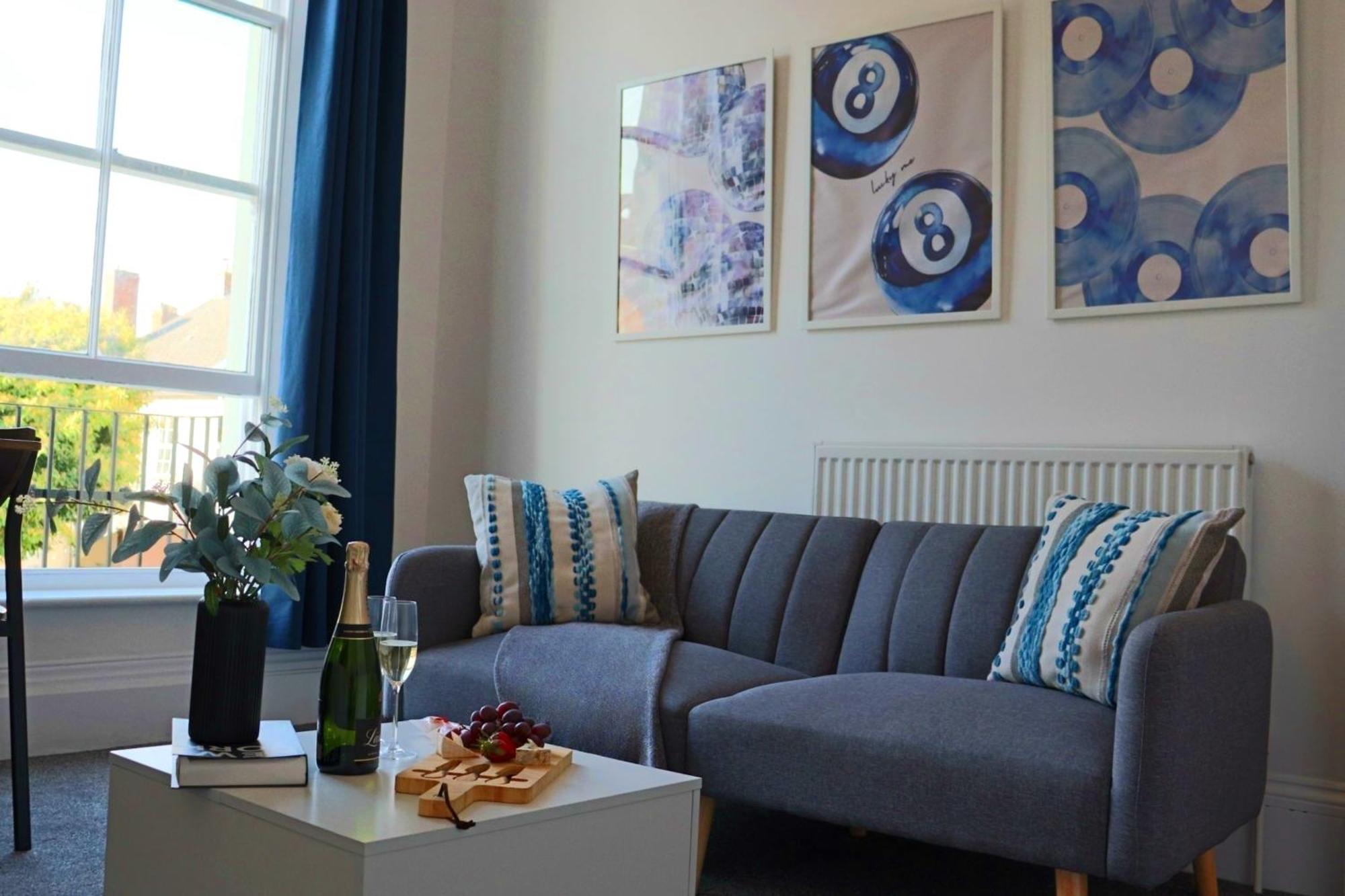 Brand New Modern Apartments Steps From Gloucester Quays Exterior foto